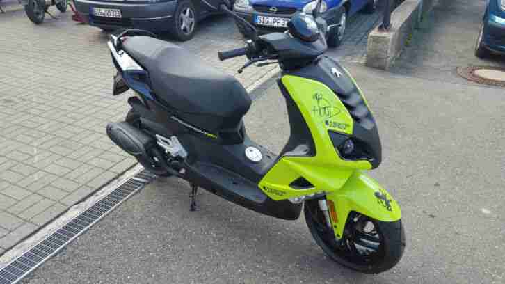 Peugeot Speedfight 4 Grün Scooter Attack Wassergekühlt NEU Spezial Edition