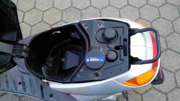 Peugeot Vivacity Roller 49ccm 50ccm