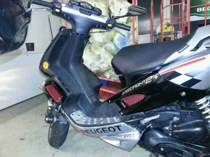 Peugeot speedfight 2 silver sport