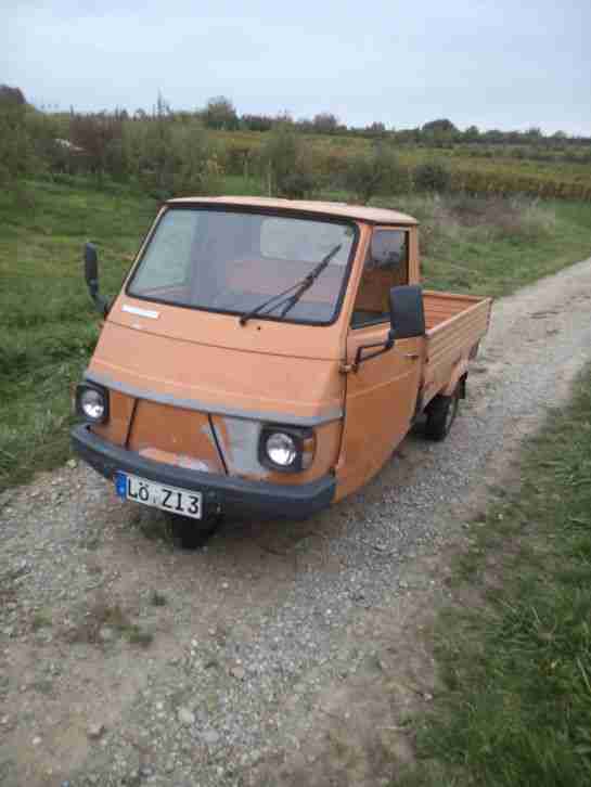 Piaggio APE P2 Vespacar