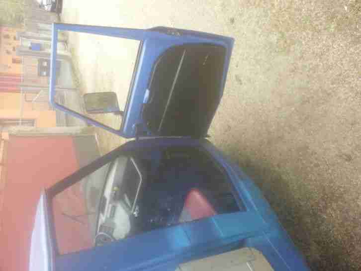 Piaggio APE TM 703 P2 Vespa Car