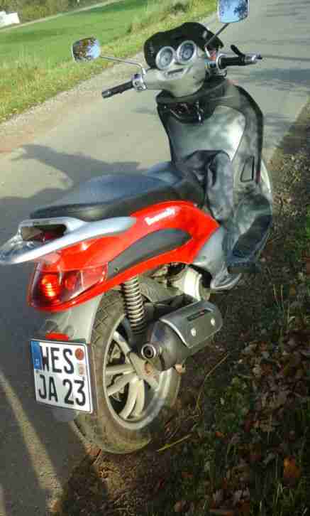 Piaggio Beverly 125 - Großradroller mit tollen Lauf-Eigenschaften