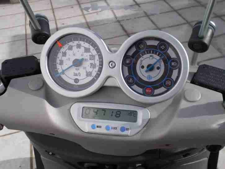 Piaggio Beverly 200