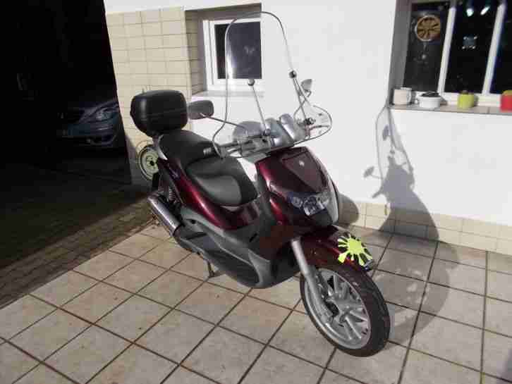 Piaggio Beverly 200
