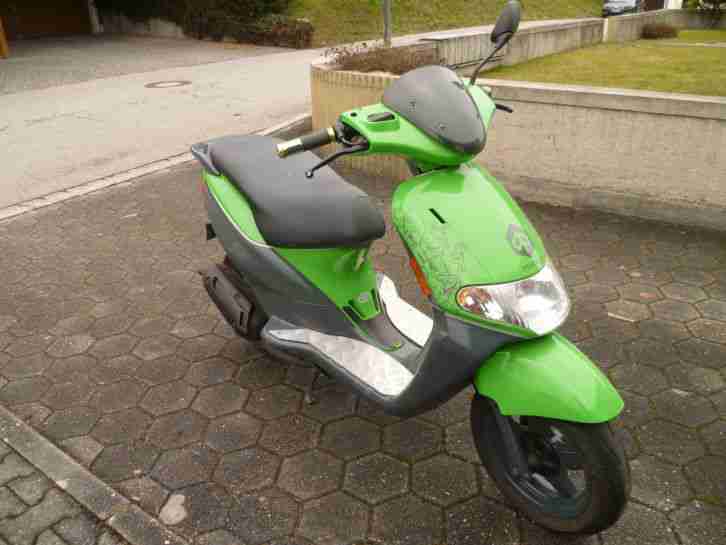 Piaggio Diesis Roller, 49 ccm, 3 kw, 45 km/h, EZ. 03.2001