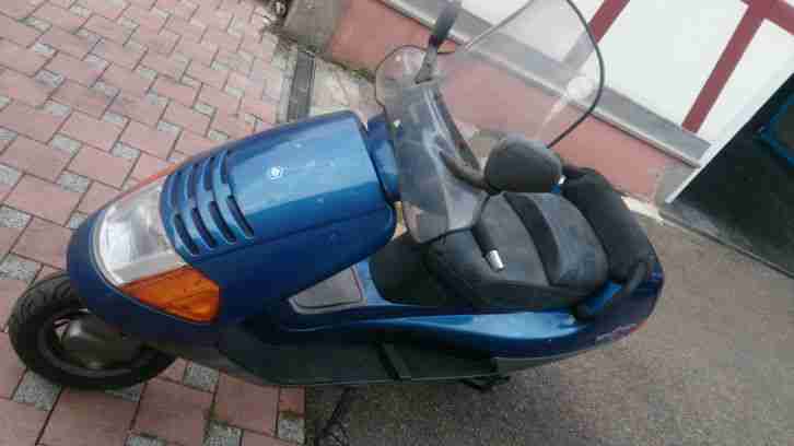 Piaggio EX 150 Roller