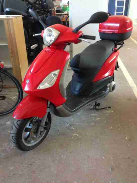 Piaggio Fly 125,rot,Tüv,Topcase,gepflegt