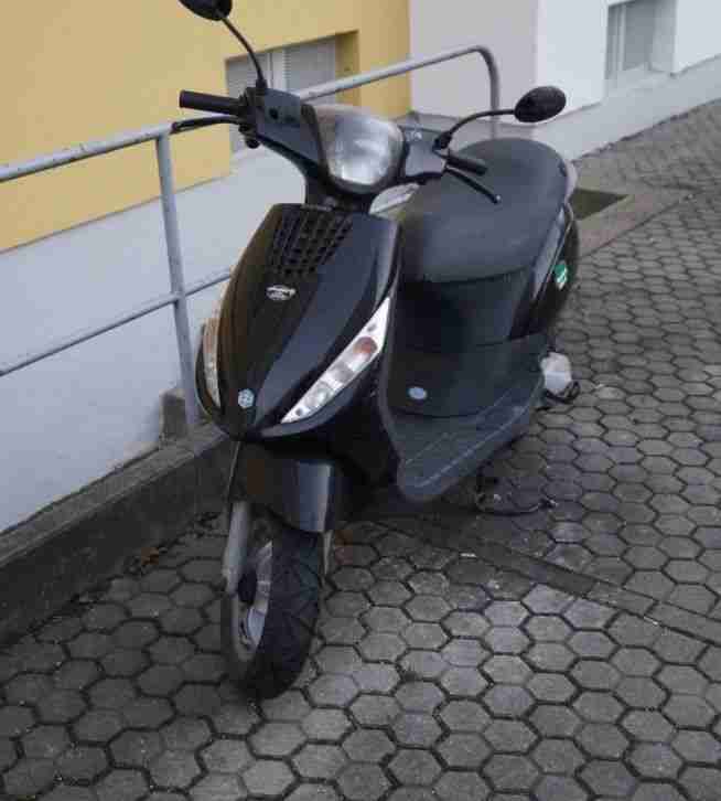 Piaggio Fly