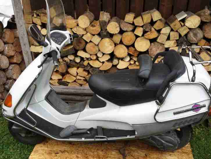 Piaggio Hexagon 125