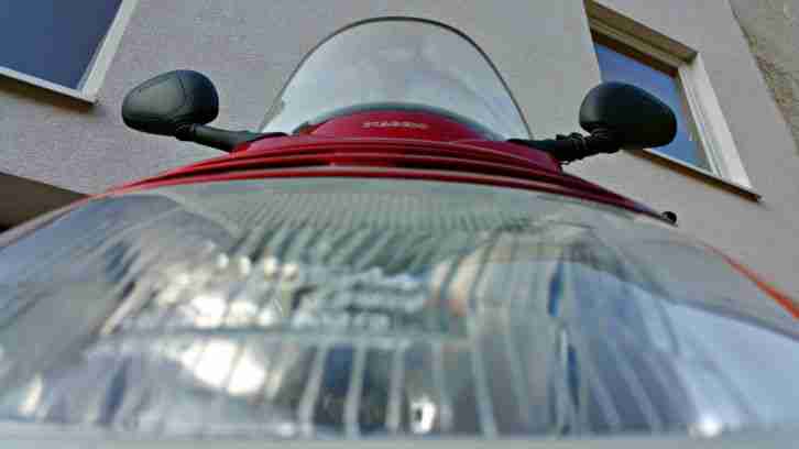 Piaggio Hexagon 125 EX S Motorroller Roller inklusive Zubehör