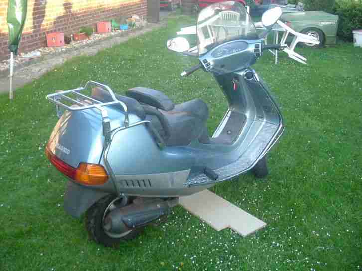 Piaggio Hexagon 150 + Ersatzteile