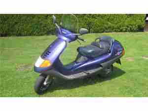 Piaggio Hexagon 150, TÜV/AU neu, für Bastler