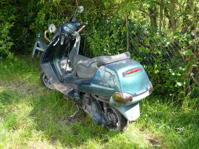 Piaggio Hexagon GT250 Roller Scooter Honda Helix Motor Engine Shipping Worldwide