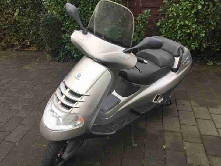 Piaggio Hexagon Super GTX 180 4-Takt (M20) selten TÜV neu 19PS