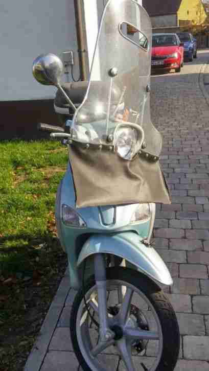 Piaggio Liberty, Bruder von Vespa, Bj: 09/04, Kmstand: 13.007km, Hubraum: 49 ccm