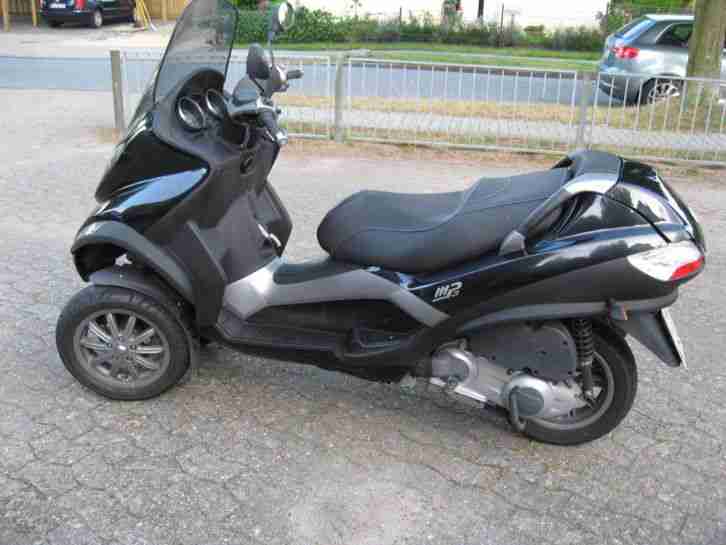 Piaggio MP 3 Roller 250 i.e.