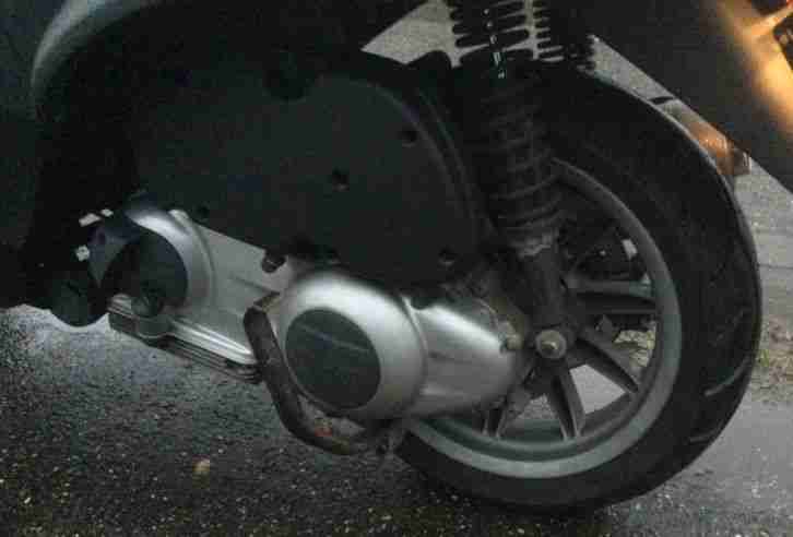 Piaggio MP3 250 LT als PKW 1.Hd nur 18,7tkm Roller Papiere