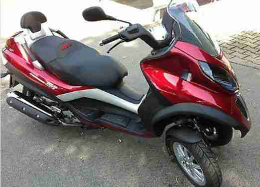 Piaggio MP3 400 LT Roller mit Autoführerschein fahrbar - nur 3000km - neuer TÜV