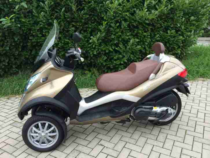 Piaggio MP3 500 LT mit Pkw Zulassung EZ2011 Nur2040KM Neuwertig
