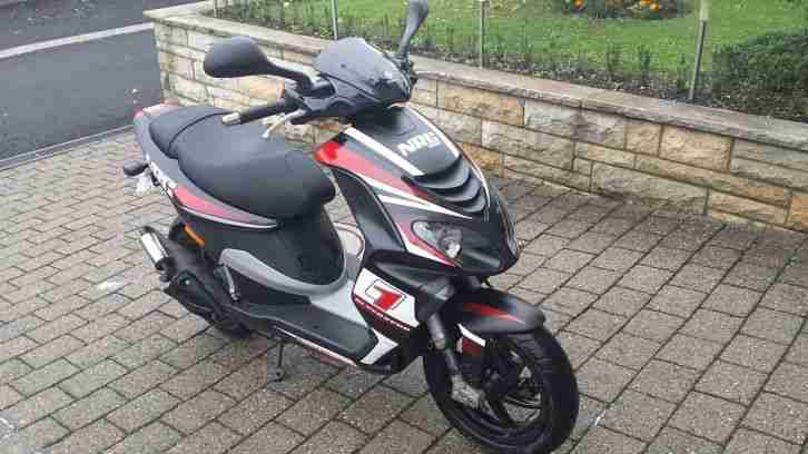 Piaggio NRG 50 Power DD schwarz