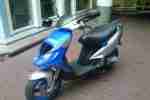 Piaggio NRG extreme Typ c21 mc3 mit Helm und