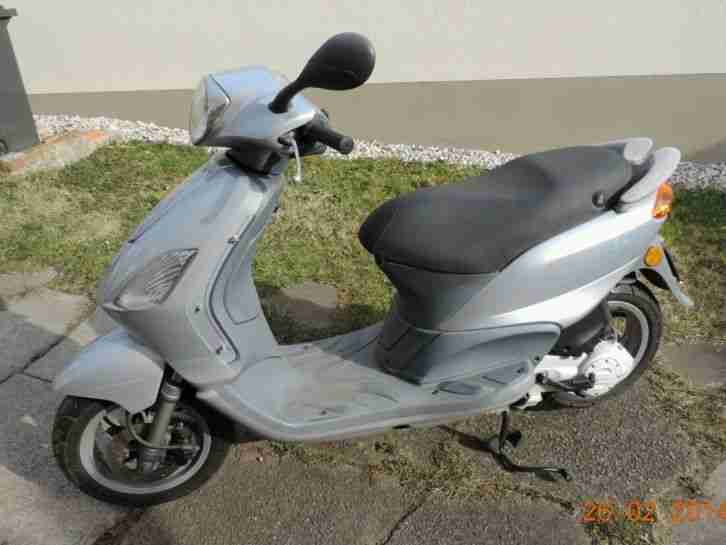 Piaggio Roller Fly 50