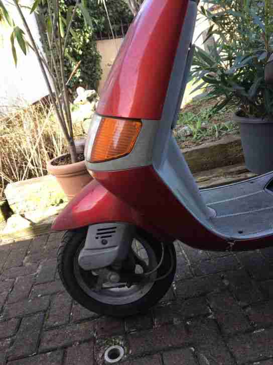 Piaggio Roller Sfera 50 er Schlachtest Teile Motor Gabel Tacho Verkleidung Felge