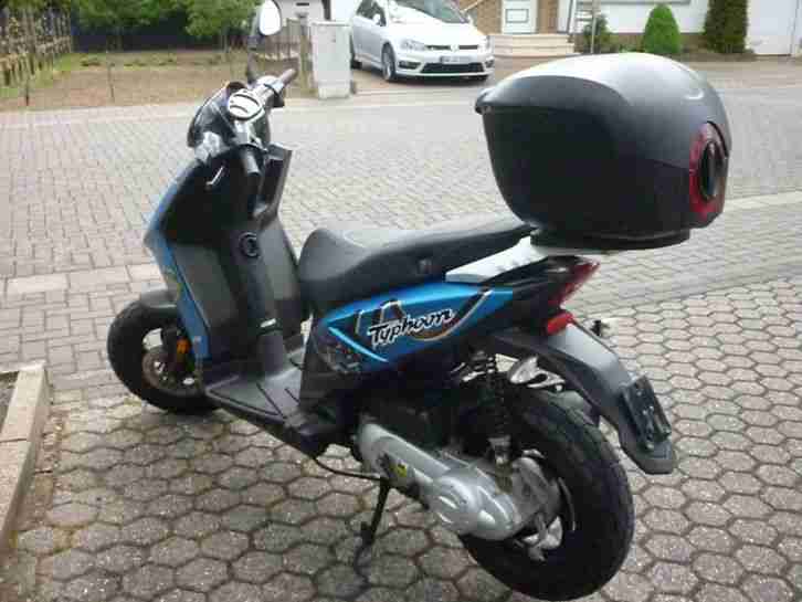 Piaggio Roller TPH50 blau sehr gut erhalten