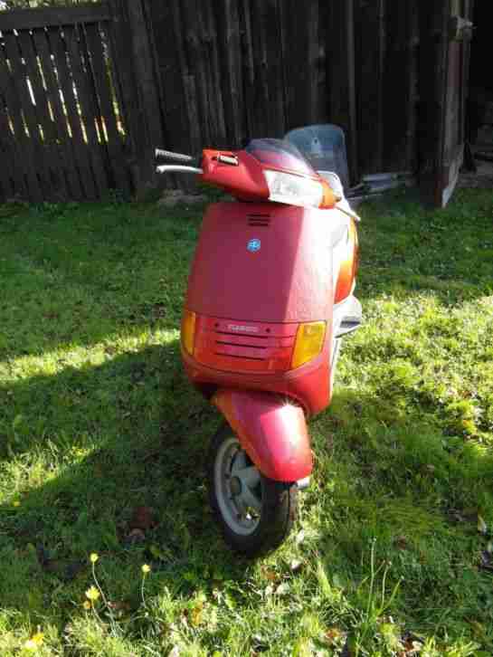 Piaggio SKR 125