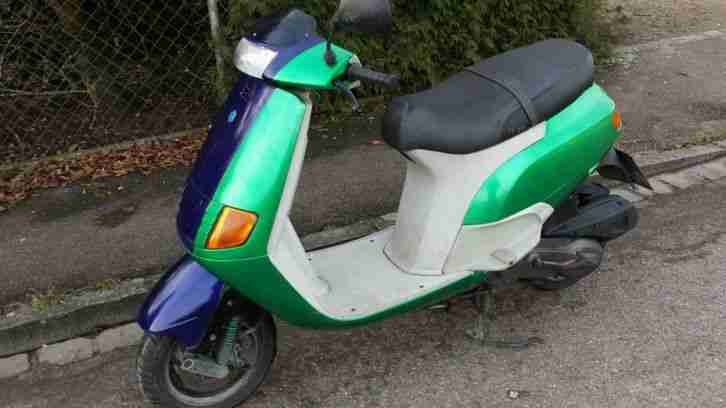 Piaggio SKR 125 Roller