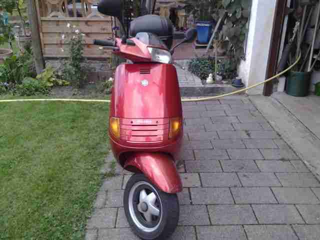 Piaggio SKR 125 TÜV März 2016