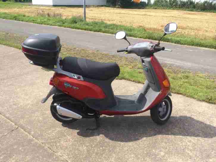 Piaggio SKR 125 TÜV Neu Motor Komplett