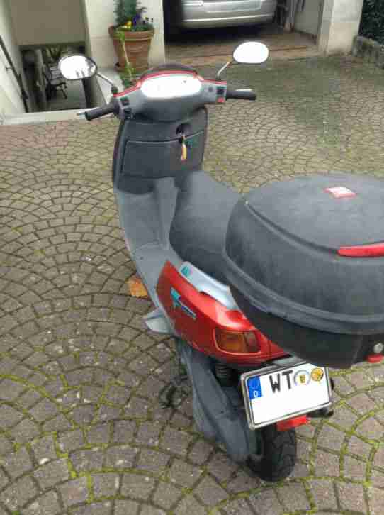 Piaggio SKR 125ccm Roller Scooter Maxiscooter