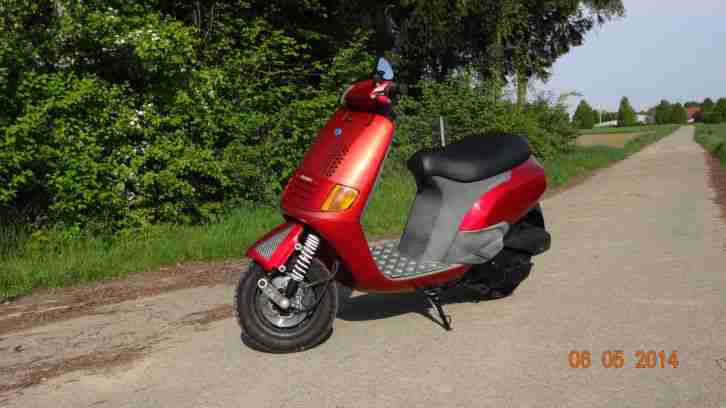 Piaggio SKR 150 ccm 2 Takt Roller 9900km Bj 98 TÜV NEU