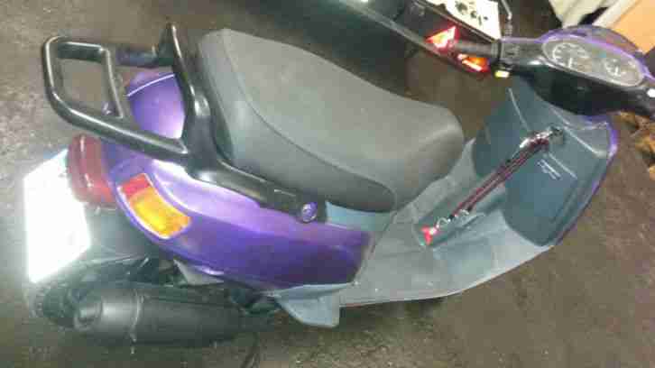 Piaggio SKR125 TÜV 4/16 - Neuteile