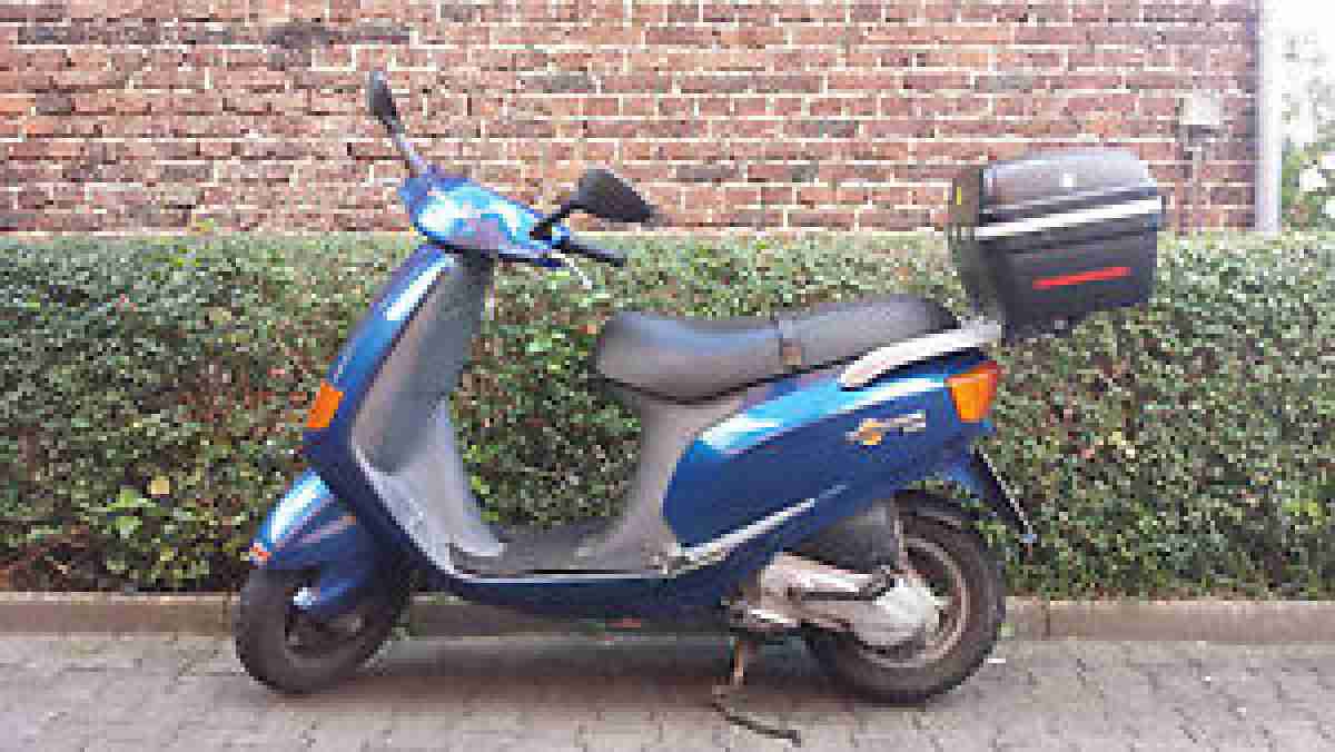 Piaggio Sfera 125