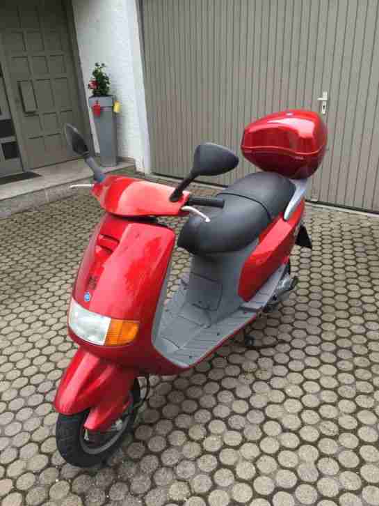 Piaggio Sfera 125