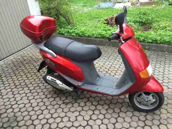 Piaggio Sfera 125