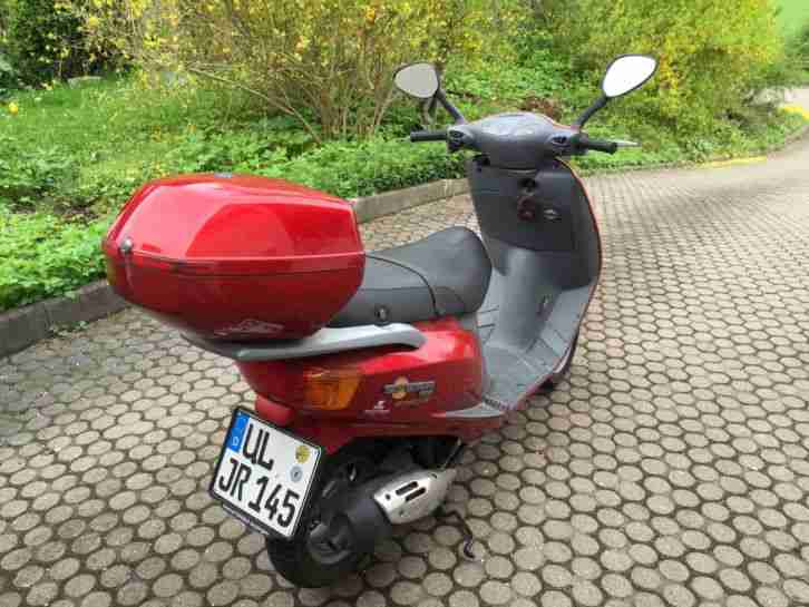 Piaggio Sfera 125