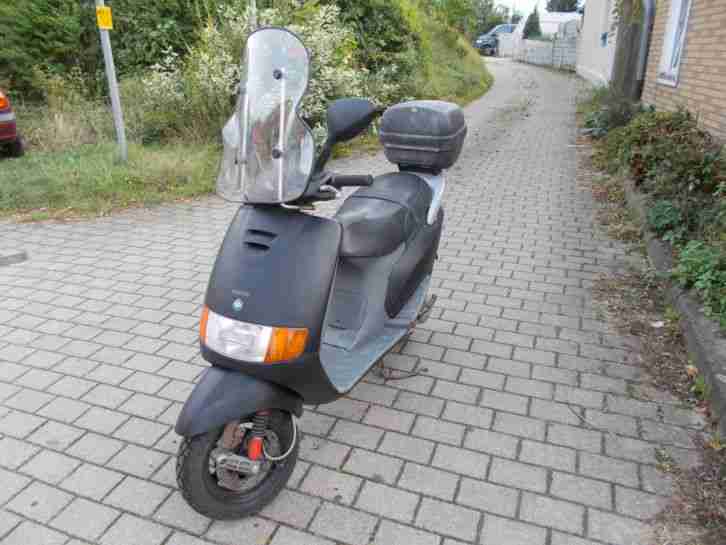 Piaggio Sfera 125