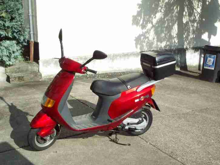 Piaggio Sfera 125