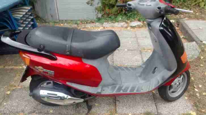 Piaggio Sfera 125 4T