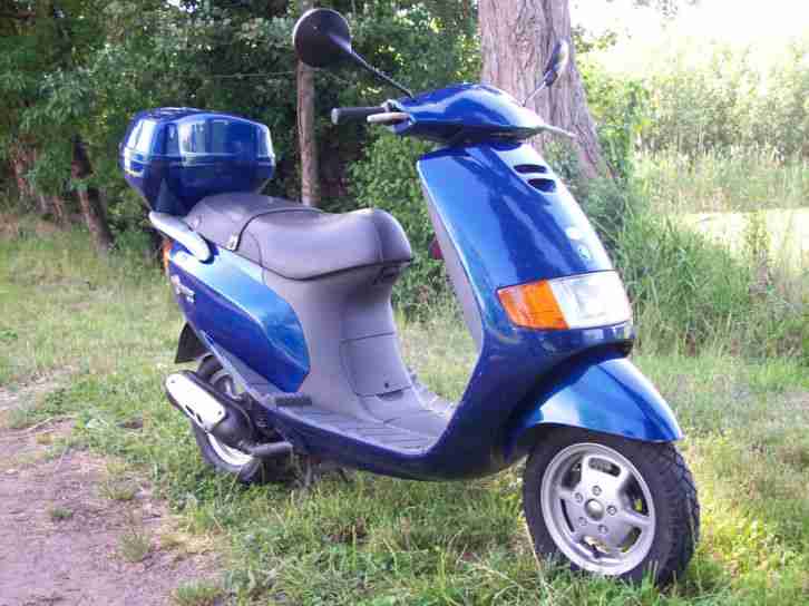 Piaggio Sfera 50 RST Vespa Roller Moped