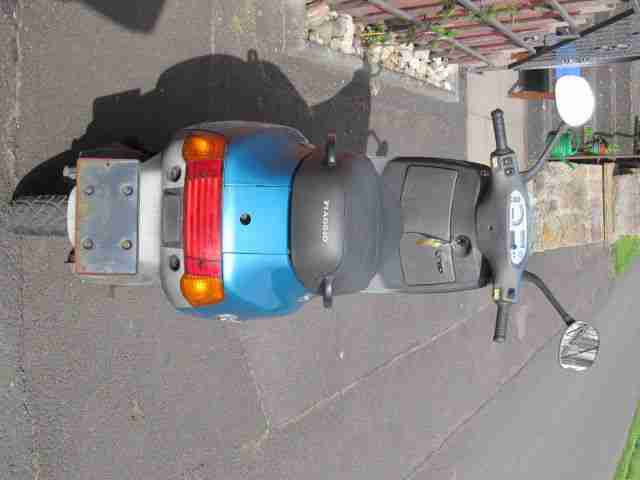 Piaggio Sfera NSL 80 fahrbereit *Topcase* *Windschild*