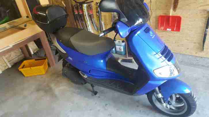 Piaggio Skipper 125 Scooter