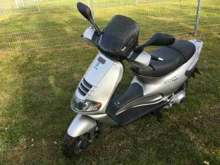 Piaggio Skipper ST125 Super Zustand Viele neue Teile TÜV 02/2021 Neuer Service