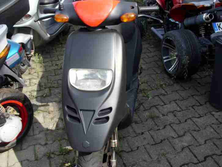 Piaggio TPH 125