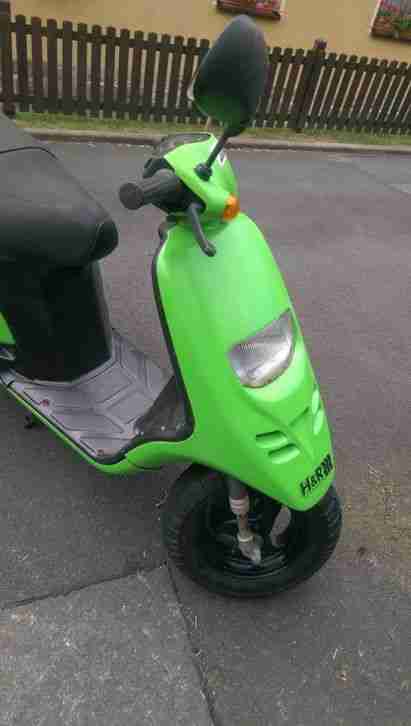 Piaggio TPH 125