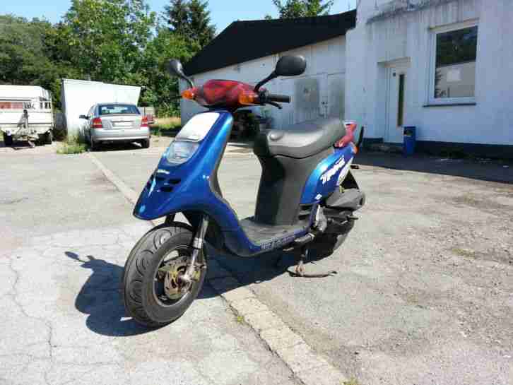 Piaggio TPH 125