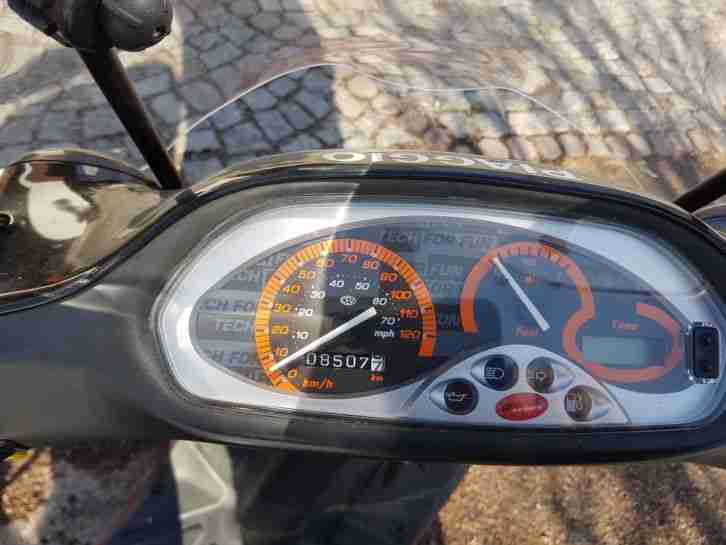 Piaggio TPH 50 Umbau mit drei Rädern